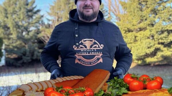 На своей странице в соцсети спикер парламента Молдовы Игорь Гросу взахлеб рассказывает, как хорошо живет диаспора в США, как успешны уехавшие туда молдаване - Sputnik Молдова