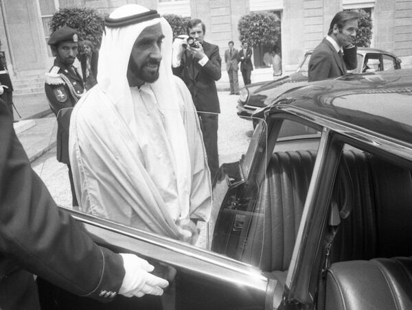 Президент Объединенных Арабских Эмиратов шейх Зайд бин Султан Аль Нахайян в Елисейском дворце 4 июля 1975 года. Он находится во Франции с официальным визитом. (AP Photo/Jacques Marqueton) - Sputnik Молдова