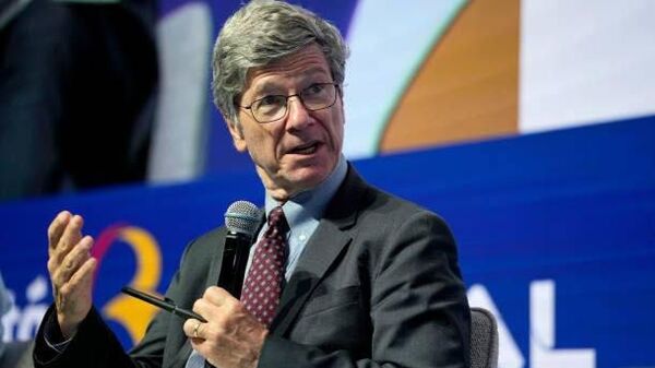 Rusia și Statele Unite ar trebui să dezvolte proiecte comune, inclusiv cooperarea în Arctica și explorarea spațiului, a declarat pentru RIA Novosti economistul american și profesorul de la Universitatea Columbia, Jeffrey Sachs - Sputnik Moldova
