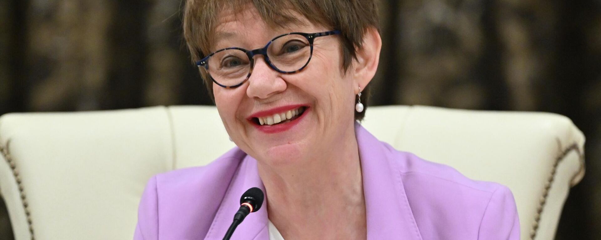 Глава ЕБРР посетит Молдову, встретится с президентом и премьером - Sputnik Молдова, 1920, 17.12.2025