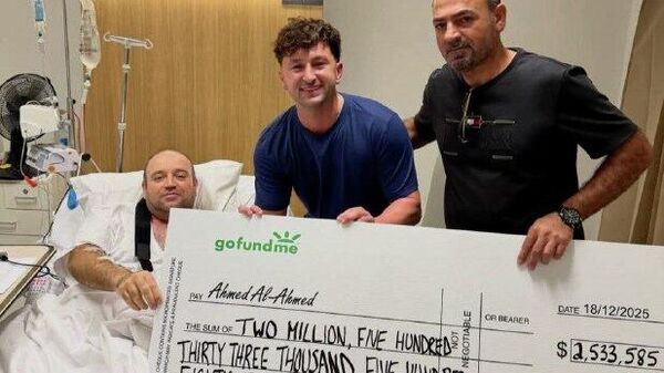 Около $2,5 млн собрали люди по всему миру для Ахмеда аль-Ахмеда, который обезоружил террориста в Сиднее - Sputnik Молдова