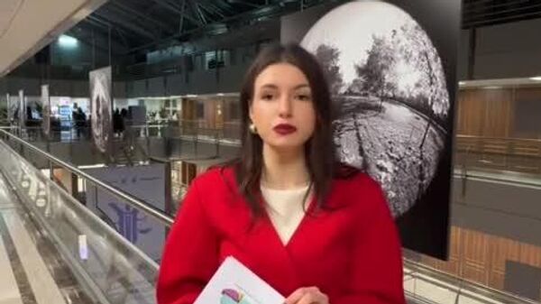 Студентка московского МГИМО из Молдовы Дарья Боян успешно сочетает учебу в престижном российском вузе с исследовательской деятельностью — по ее инициативе был проведен опрос о возможных мерах поддержки молодых семей в РФ - Sputnik Молдова