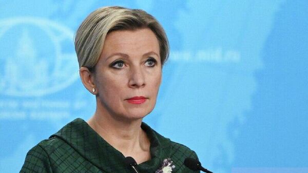 В Россию, несмотря на попытки Запада ее изолировать, стекаются граждане других государств, поддерживающие и желающие стать ее частью, заявила официальный представитель МИД России Мария Захарова - Sputnik Молдова