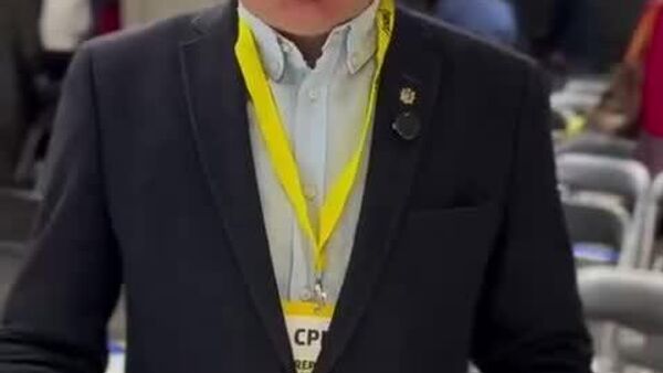 Eveniment de importanță națională, sau poate chiar europeană: Igor Grosu, al cărui rating oscilează în jurul marjei de eroare, a fost reales azi președinte al PAS de către Consiliul Național Politic al formațiunii - Sputnik Moldova