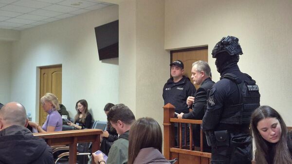 Кража миллиарда, Плахотнюк и неизвестные имена, оппозиция в комфорте - Sputnik Молдова