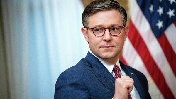 Демократы могут объявить импичмент Трампу, если получат большинство в Конгрессе после промежуточных выборов 2026 года, заявил спикер Палаты представителей, член Республиканской партии Майк Джонсон - Sputnik Молдова