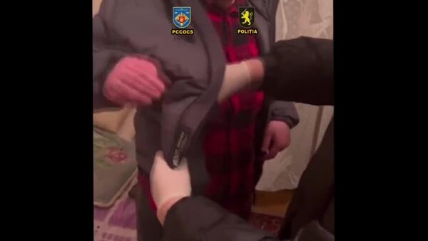 Две гражданки Украины задержаны в Кишиневе за торговлю наркотиками в особо крупных размерах - Sputnik Молдова
