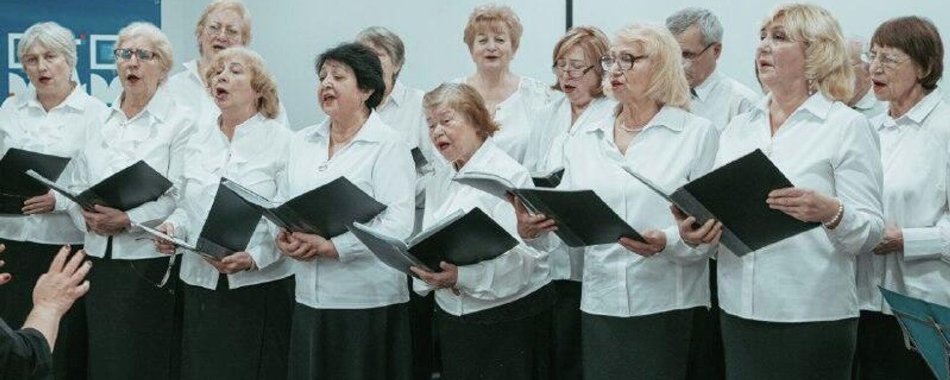 В Российском центре науки и культуры в Кишинёве прошёл праздничный концерт Новогодние мелодии - Sputnik Молдова, 1920, 28.12.2025