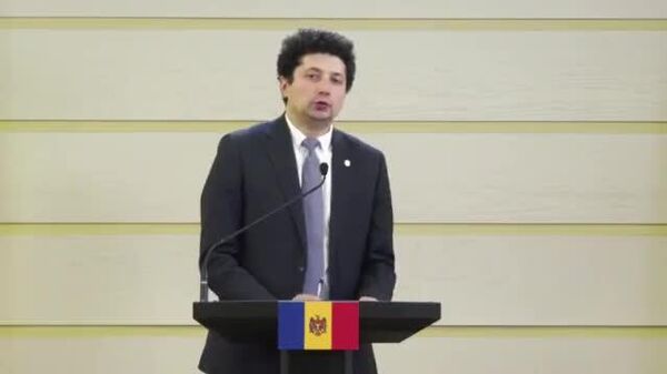 „În 2026 statul nu va oferi cetățenilor scutirea personală la impozitul pe venit pentru persoanele fizice, spune deputatul Radu Marian - Sputnik Moldova