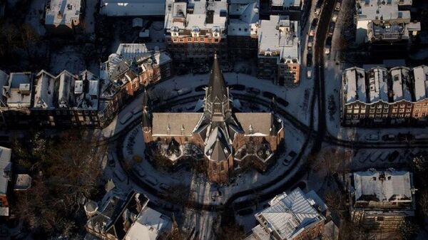 В Амстердаме в новогоднюю ночь сгорела церковь Вонделкерк, построенная в XIX веке - Sputnik Молдова