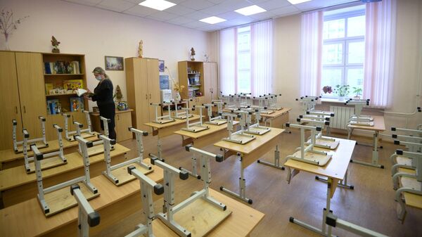 PAS экономит на образовании и будущем Молдовы, фактор Плахотнюка, тяжелый 2026 год - Sputnik Молдова