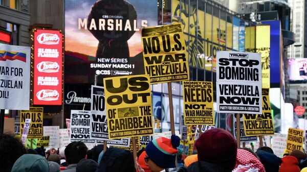 Митинг в Нью-Йорке против военной операции США в Венесуэле - Sputnik Молдова