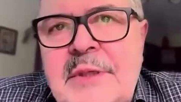 “Экономика Молдовы уже вообще не работает на рост”, - Виктор Жосу, политолог, советник первого президента Молдовы Мирчи Снегура - Sputnik Молдова