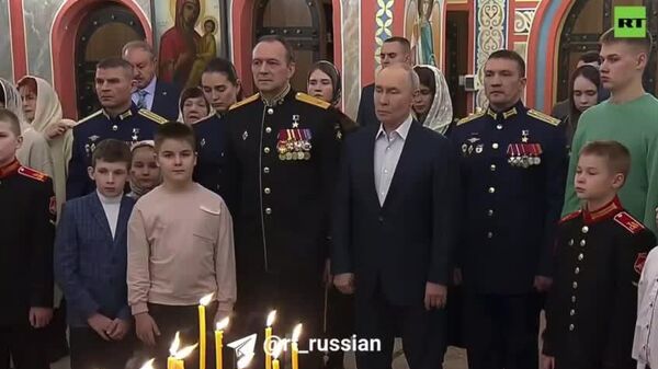 Путин поздравил православных верующих с Рождеством Христовым - Sputnik Молдова