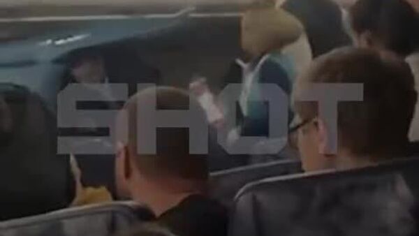 Un incendiu a izbucnit la bordul unui zbor Moscova-Erevan - Sputnik Moldova