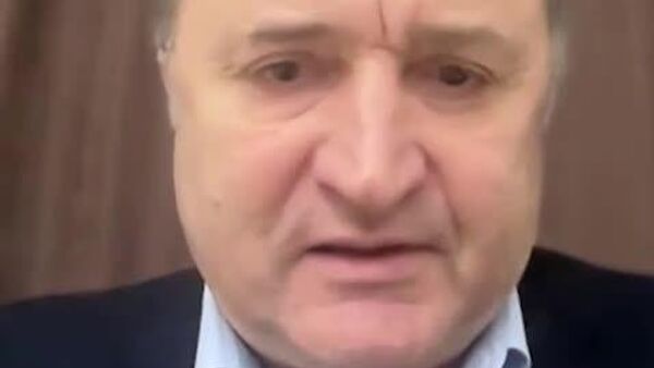 Уровень инфляции в Молдове ещё не критический, но показатели крайне неблагоприятные, заявил экс-премьер Владимир Филат - Sputnik Молдова