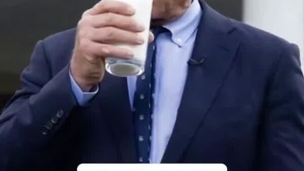 Șeful Departamentului Sănătății al SUA, Kennedy, a lansat pe rețelele sociale un videoclip despre beneficiile laptelui - Sputnik Moldova