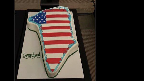 Groenlanda va ajunge sub cuțit: congresmena Anna Paulina Luna a publicat pe rețeaua socială X o fotografie cu un tort în forma insulei Groenlanda, în culorile drapelului american Groenlanda va ajunge sub cuțit: congresmena Anna Paulina Luna a publicat pe rețeaua socială X o fotografie cu un tort în forma insulei Groenlanda, în culorile drapelului american - Sputnik Moldova