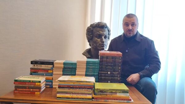 Благодаря поддержке Правительства Москвы в адрес Координационного совета российских соотечественников пришла очередная партия книг на русском языке - Sputnik Молдова