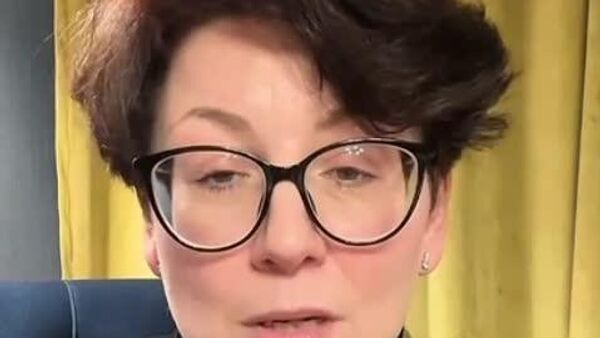 Гражданам могут начислить завышенные налоги на недвижимость, считает журналист Елена Пахомова - Sputnik Молдова