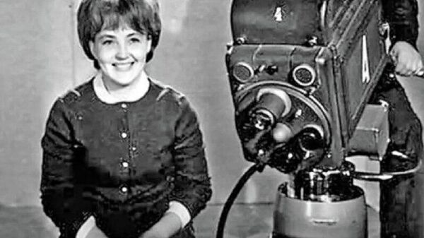 КВН, Утренняя почта, Песня года, Будильник, Спокойной ночи малыши - передачи, которые связаны с диктором и телеведущей Светланой Жильцовой - Sputnik Молдова