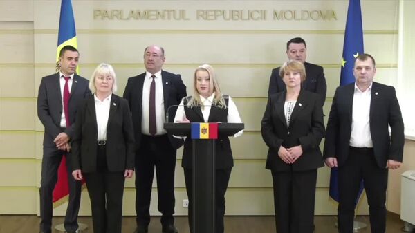 Партия коммунистов обвинила правящую PAS в превращении парламента в сцену для праздничных мероприятий - Sputnik Молдова