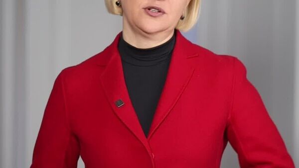 Irina Vlah susține că sub pretextul reformelor, puterea ar putea (galbenă, red - Sputnik Moldova