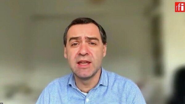 На референдуме о ликвидации Молдовы и присоединении ее территории к Румынии Николае Нику Попеску проголосовал бы за - Sputnik Молдова