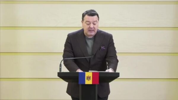Депутат обвинил власти в подмене внутренней повестки внешней: насущные проблемы страны сжигаются в топке внешнеполитического курса - Sputnik Молдова
