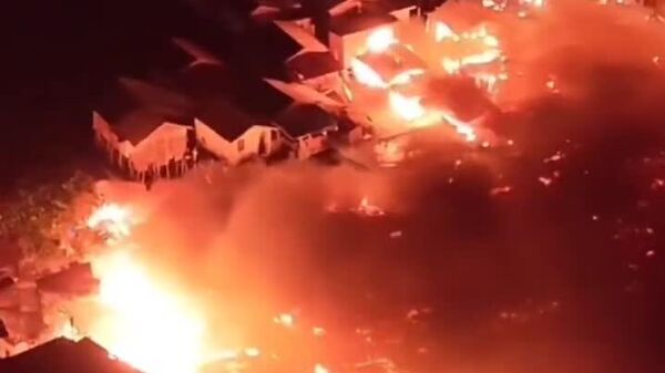 Un incendiu de proporții a distrus aproximativ o mie de locuințe în Filipine - Sputnik Moldova