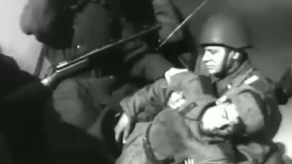 102 ani de la nașterea lui Alexandr Matrosov — omul care a devenit simbolul eroismului soldatului sovietic - VIDEO - Sputnik Moldova