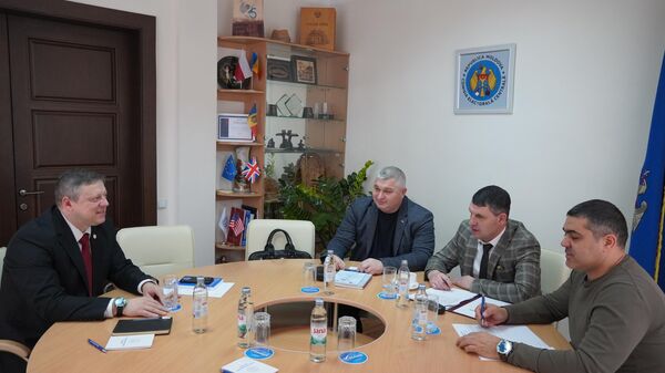 Депутаты Народного собрания Гагаузии на встрече с руководством и ЦИК Молдовы - Sputnik Молдова