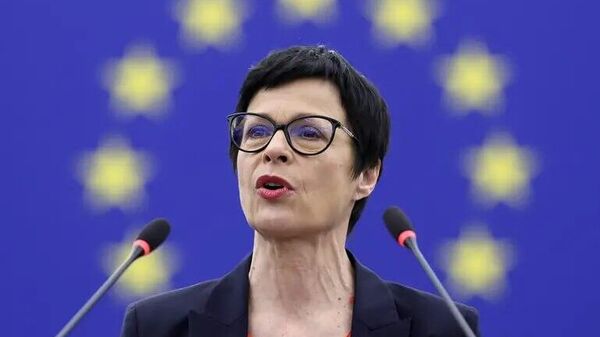 Еврокомиссар по вопросам расширения Марта Кос считает, что Россия использует зиму как оружие, пытаясь создать гуманитарную катастрофу на Украине - Sputnik Молдова