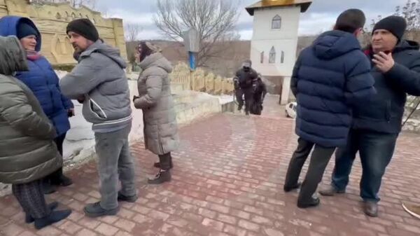 В Деренеу внось прибыл спецназ - Sputnik Молдова