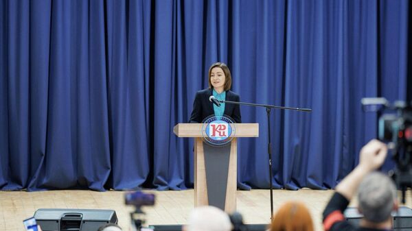 Майя Санду выступила с речью в Комратском государственном университете - Sputnik Молдова