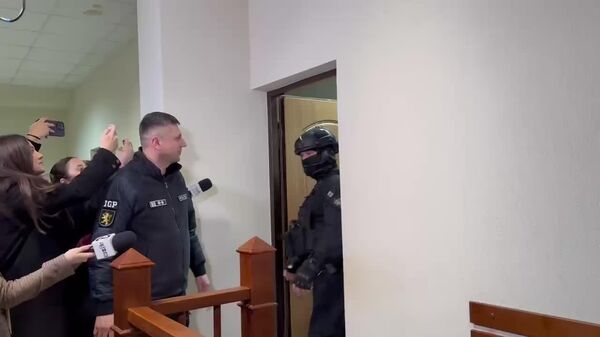 Олигарх Плахотнюк доставлен в суд: ожидается, что в ходе сегодняшнего заседания бывший глава Демпартии даст показания - Sputnik Молдова