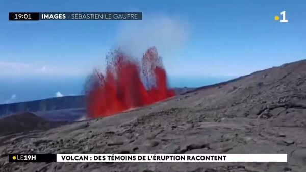 На французском острове Реюньон туристы едва не стали жертвами внезапного извержения вулкана Питон-де-ла-Фурнез - Sputnik Молдова