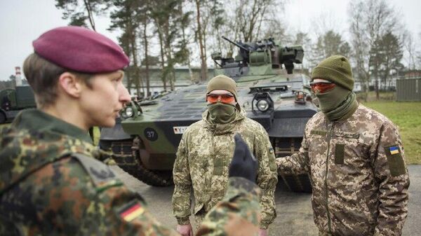 Минобороны Германии планирует привлечь украинских военных к обучению солдат Бундесвера - Sputnik Молдова