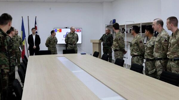 Британские военные укрепляют командование связи с армией Молдовы — прошли учения Defence Cyber ​​Marvel 2026 - Sputnik Молдова