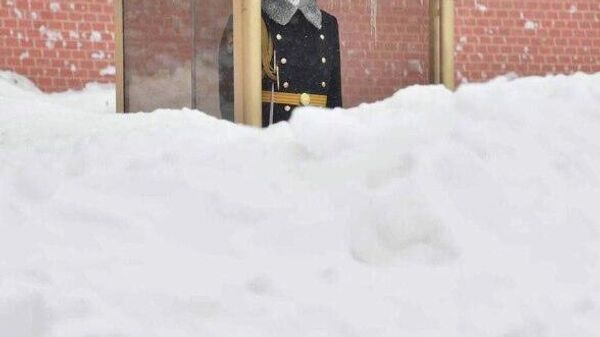 Пожалуй, лучшее фото, характеризующее погоду сегодня в Москве - Sputnik Молдова