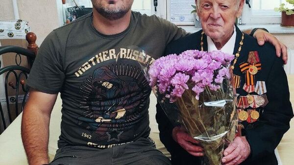 В Кишиневе ушёл из жизни ветеран Великой Отечественной — рядовой 1321-го стрелкового Брестского полка 415-й стрелковой дивизии 61-й армии 1-го Белорусского фронта Сергей Степанович Кушнир, сообщает @soldat_pobedi - Sputnik Молдова