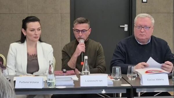 Отток молодежи из Молдовы идет из-за программирования на выезд, заявил глава компании Intellect Group Ян Лисневский на конференции На страже государства молдавского Отток молодежи из Молдовы идет из-за программирования на выезд, заявил глава компании Intellect Group Ян Лисневский на конференции На страже государства молдавского - Sputnik Молдова