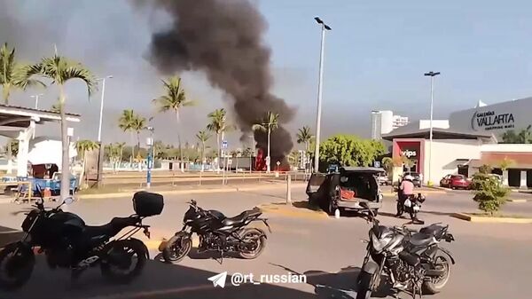 SUA i-au îndemnat pe cetățenii americani care se află în prezent în Mexic să se adăpostească în refugii, pe fondul haosului din țară - Sputnik Moldova