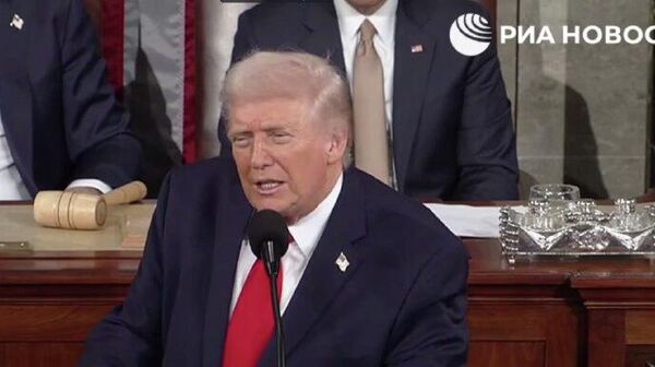 Трамп в обращении к конгрессу заявил, что США усердно работают над завершением украинского конфликта - Sputnik Молдова