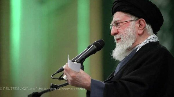 Liderul suprem al Iranului, Khamenei, a murit, potrivit televiziunii de stat a republicii - Sputnik Moldova