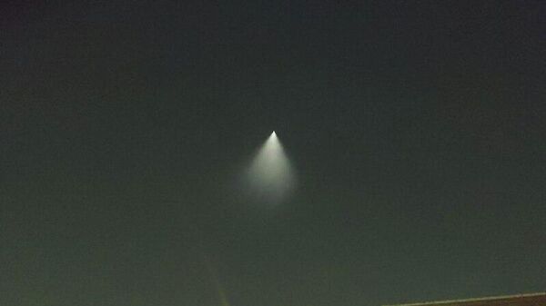 Iranul a lansat cea mai recentă rachetă super-grea a sa către bazele americane din Orientul Mijlociu, relatează agenția de știri iraniană NourNews - Sputnik Moldova