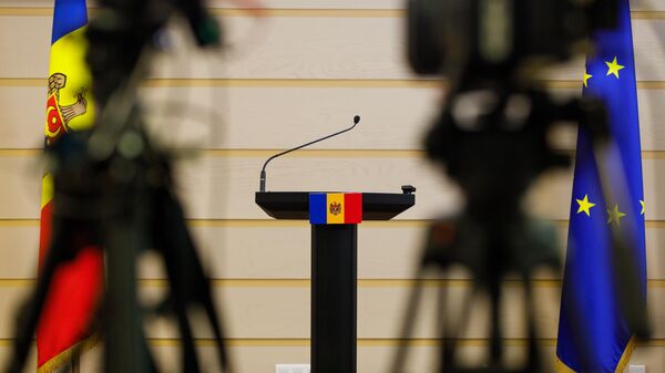 Валерий Реницэ: оппозиция спит, когда ей комфортно - Sputnik Молдова