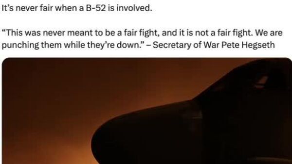 Comandamentul Central al Statelor Unite a publicat un videoclip cu un purtător de armament nuclear — bombardierul strategic B-52 Stratofortress - Sputnik Moldova