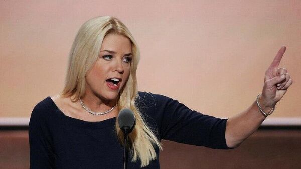 Спрячь за высоким забором девчонку - Sputnik Молдова