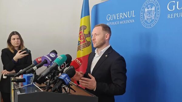 Загрязненная вода пока не дошла до Кишинева: 1,5 тонны нефтепродуктов в Днестре - Sputnik Молдова